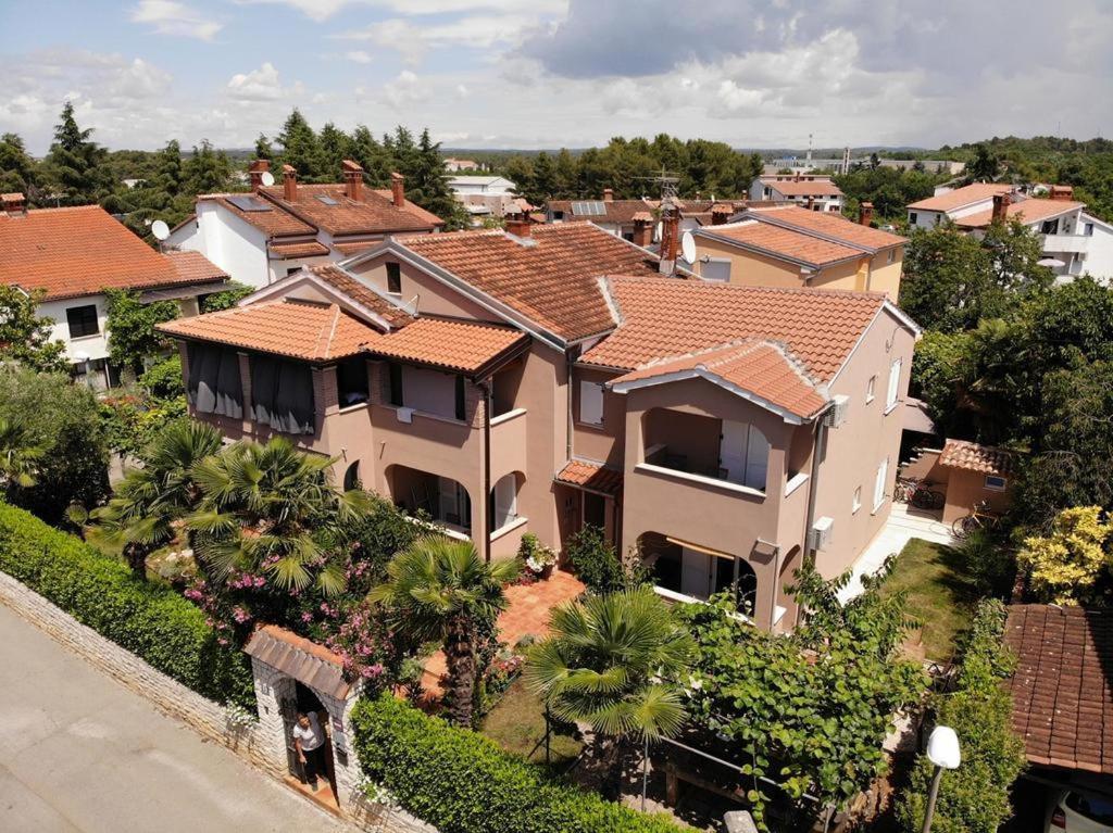 Apartments Sven-Marino Poreč Dış mekan fotoğraf