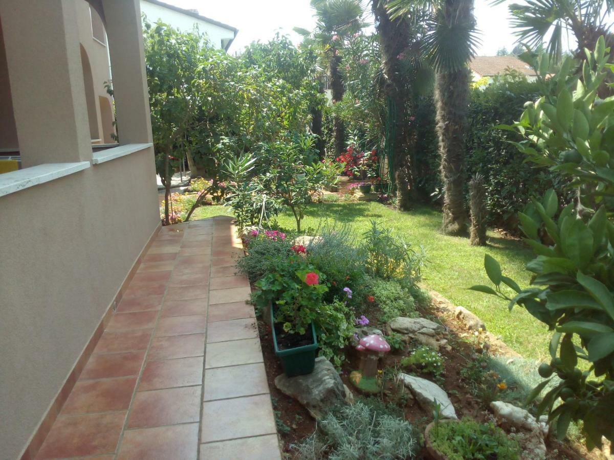 Apartments Sven-Marino Poreč Dış mekan fotoğraf